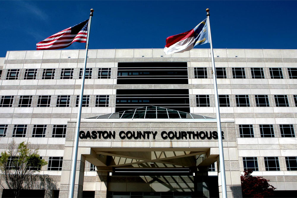 Image of the front of the Gaston County Courthouse